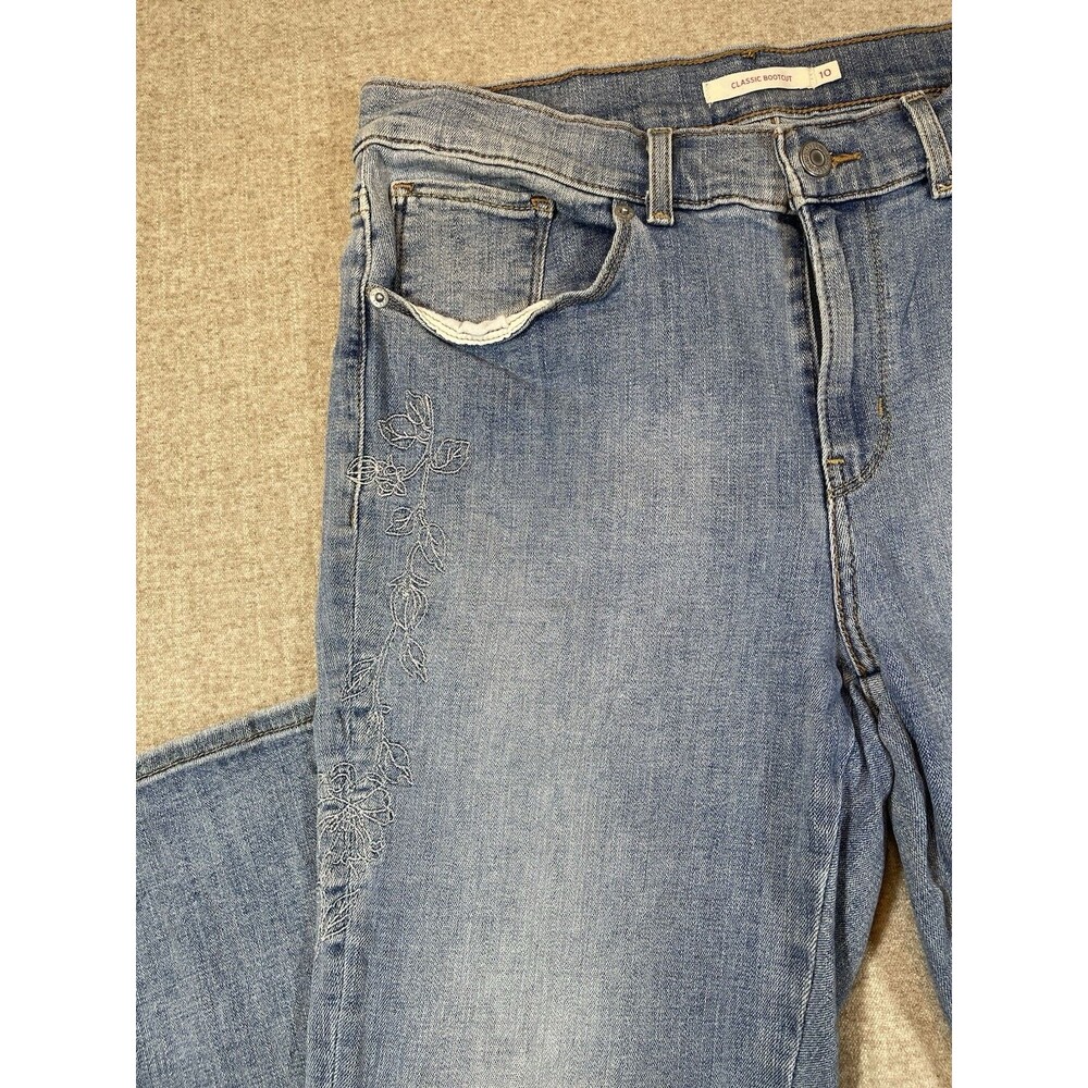 Levi's Classic Bootcut Jeans Blue Floral Embroidered Denim Womens 10 Stretch - Picture 2 of 15